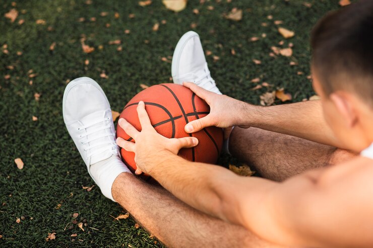 Good Stretches for the Ankle Before Playing Basketball